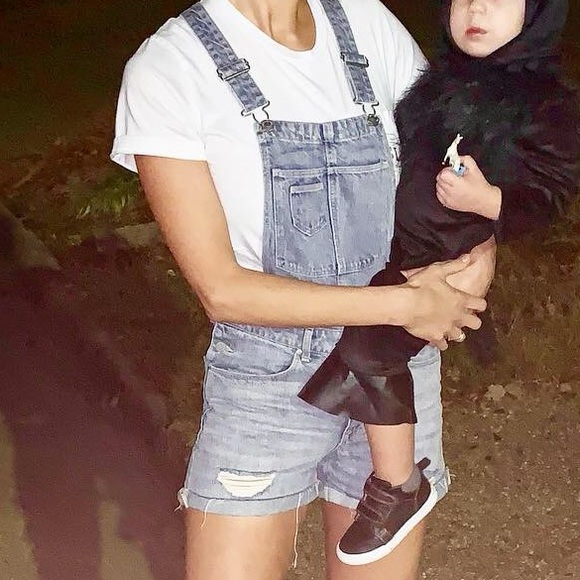 Abercrombie Fitch Jean Overall Shorts Denim Small - Picture 1 of 2